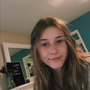 Meet your Posher, Francesca